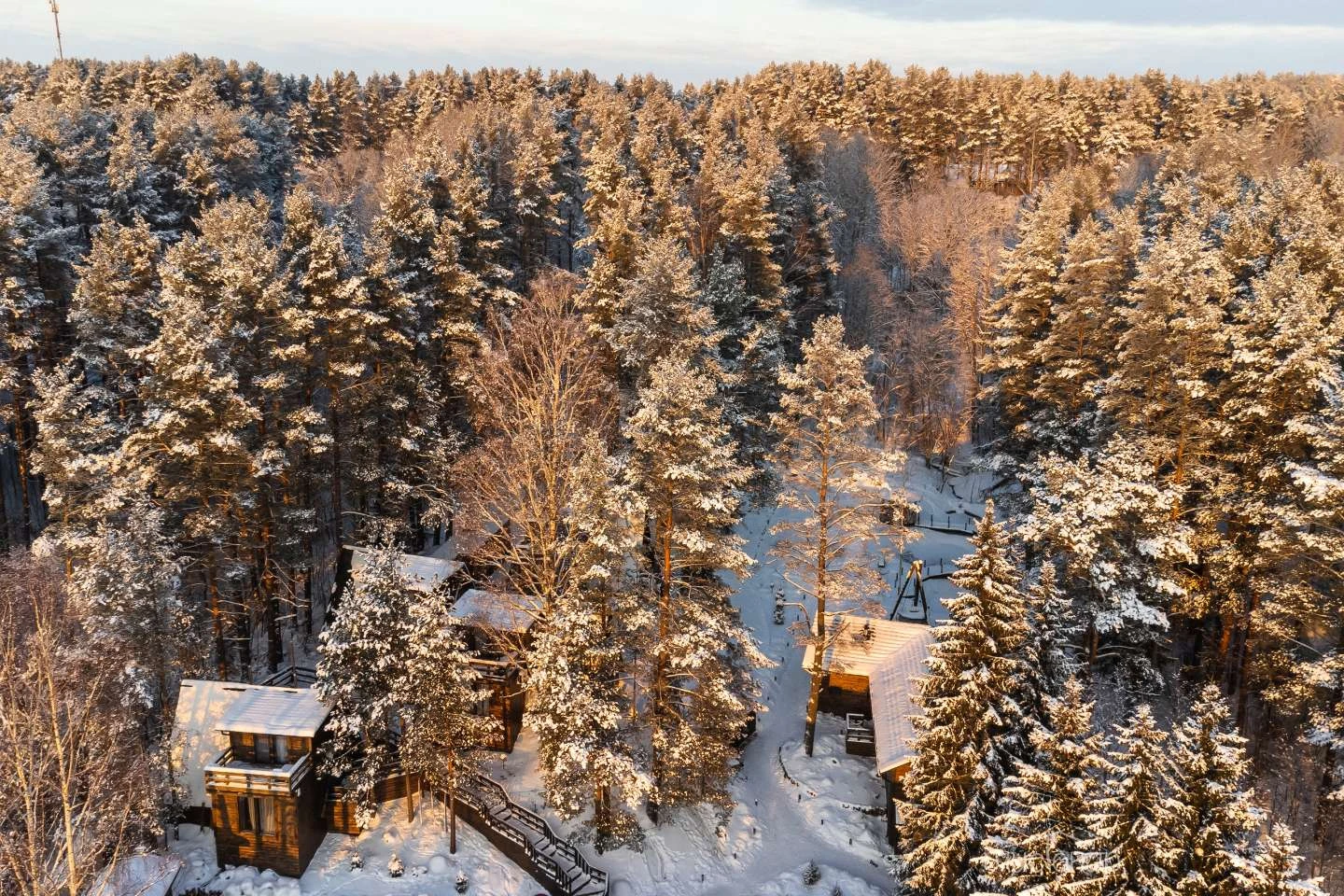 Загородный отель VIEW GA Forest SPA